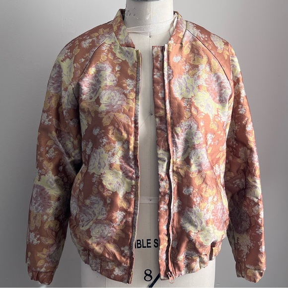 H&M JACQUARD FLORAL VARSITY STYLE JACKET - Picture 4 of 7